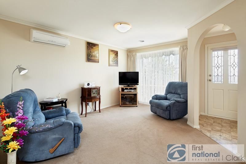 14 Emma Close, DROUIN VIC 3818, Image 1