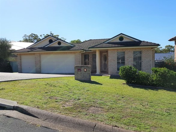 6 Maximillian Drive, Floraville NSW 2280