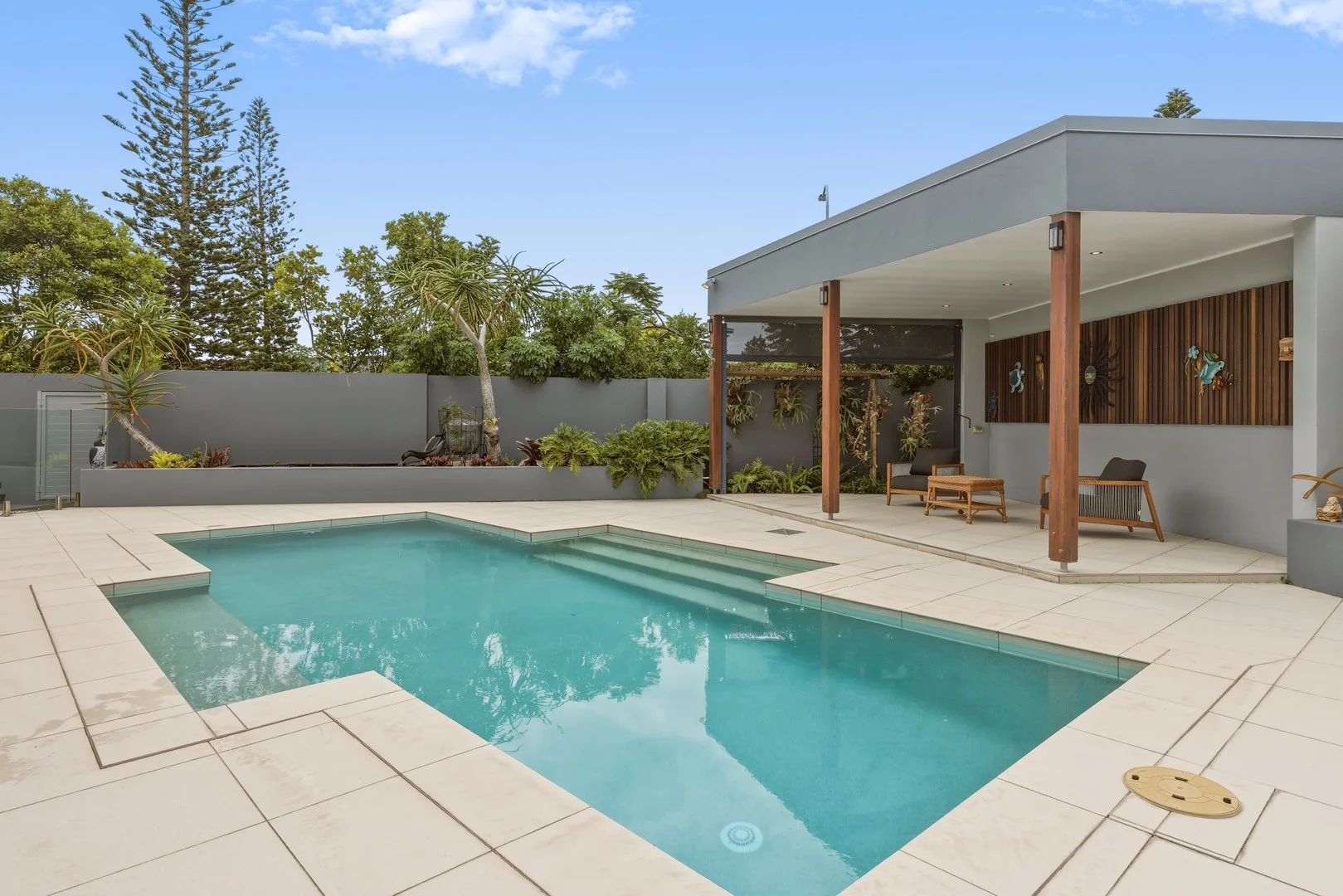 21 Freya Court, Newport QLD 4020