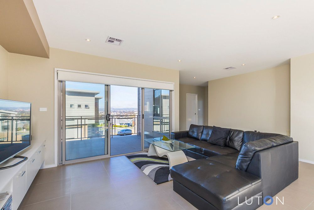 8/29 Bott Crescent, Casey ACT 2913, Image 2