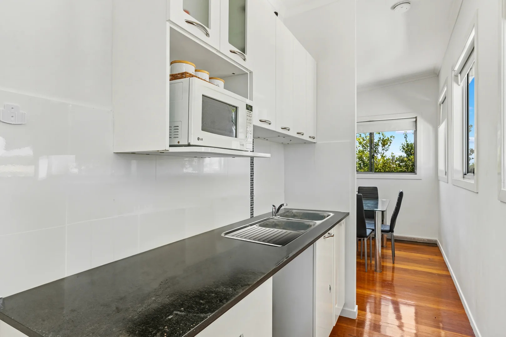 Additional image 8 of 3 Fourth Avenue, Labrador QLD 4215