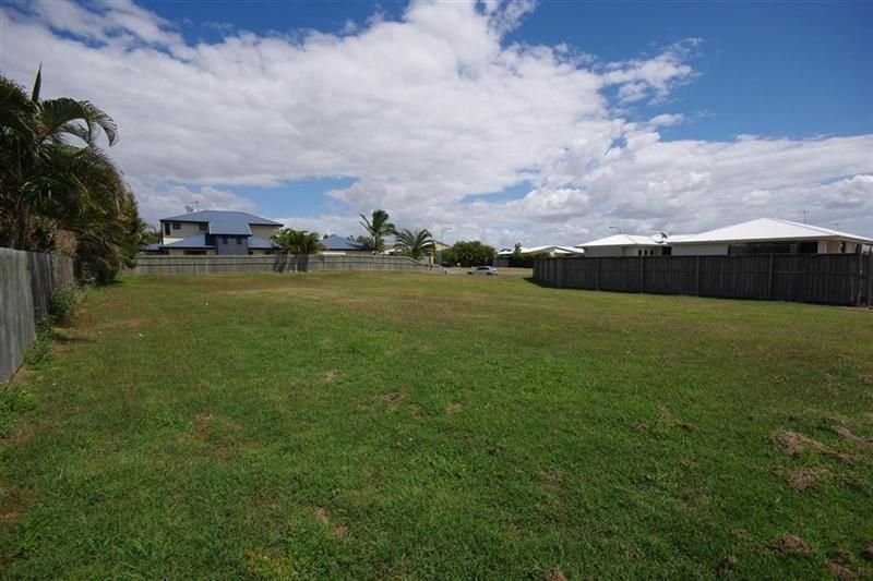 5 Tuckeroo Close, CORAL COVE QLD 4670, Image 0