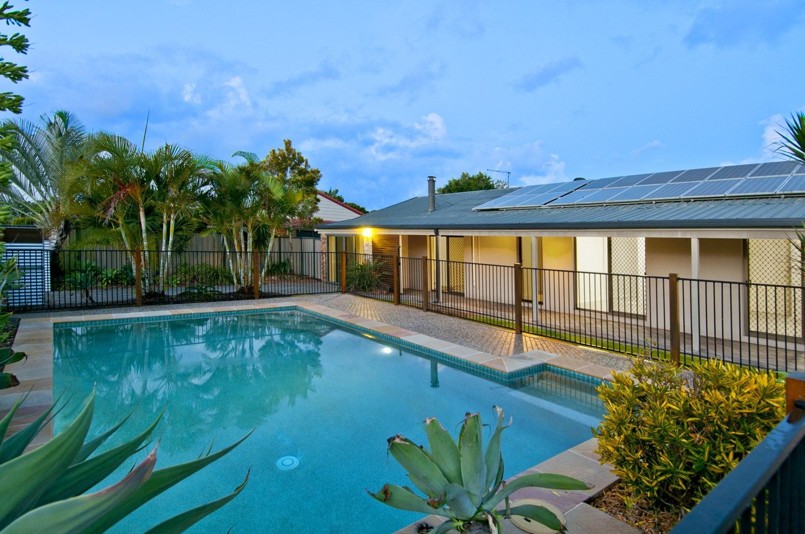 26 Yorkshire Crescent, Mount Warren Park QLD 4207, Image 0