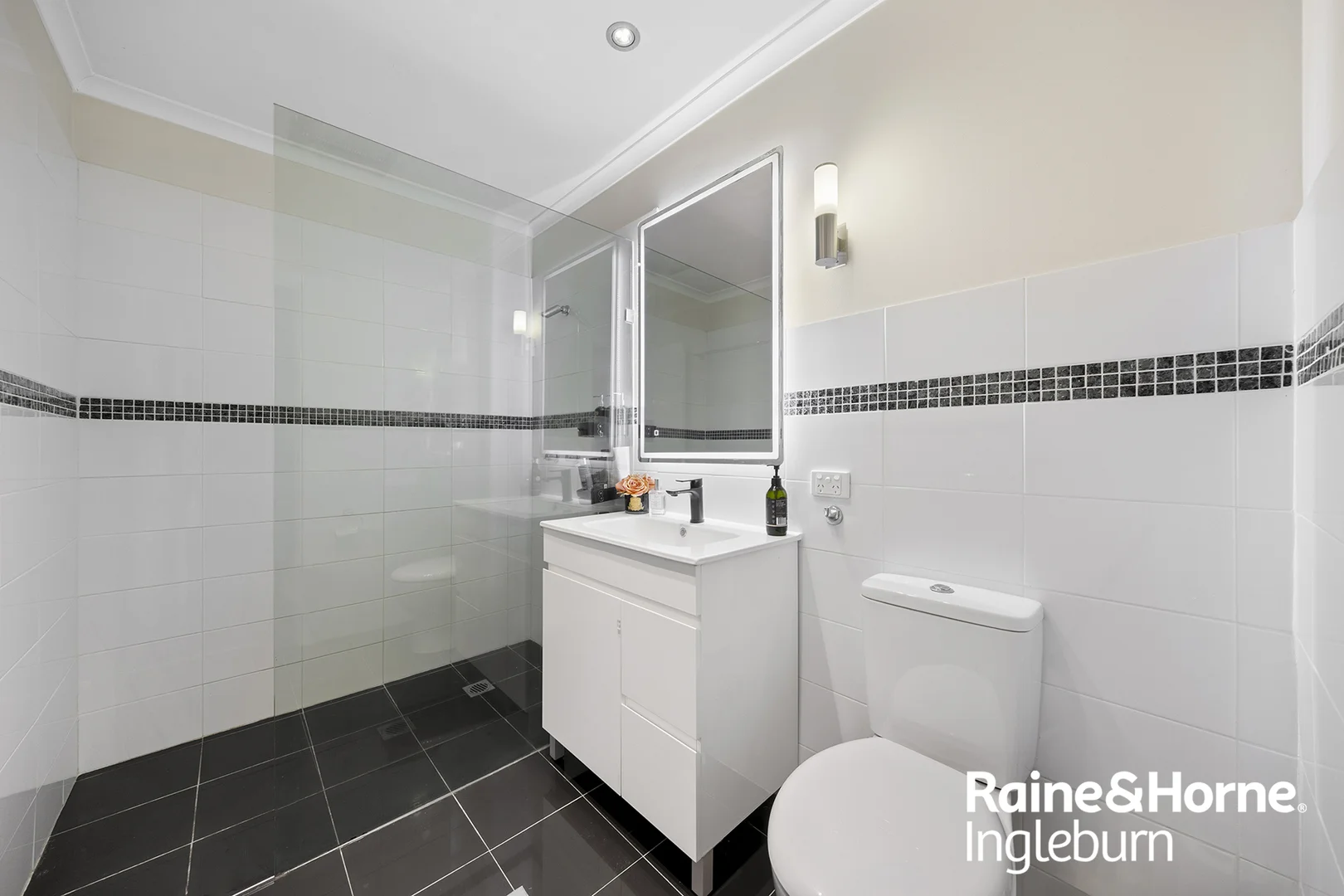 Additional image 13 of 53 Belmont Road, Glenfield NSW 2167