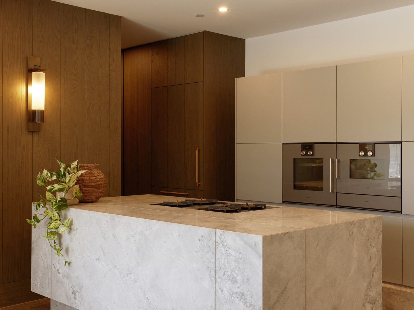 3 bedrooms Apartment / Unit / Flat in 102/448 St Kilda Street BRIGHTON VIC, 3186