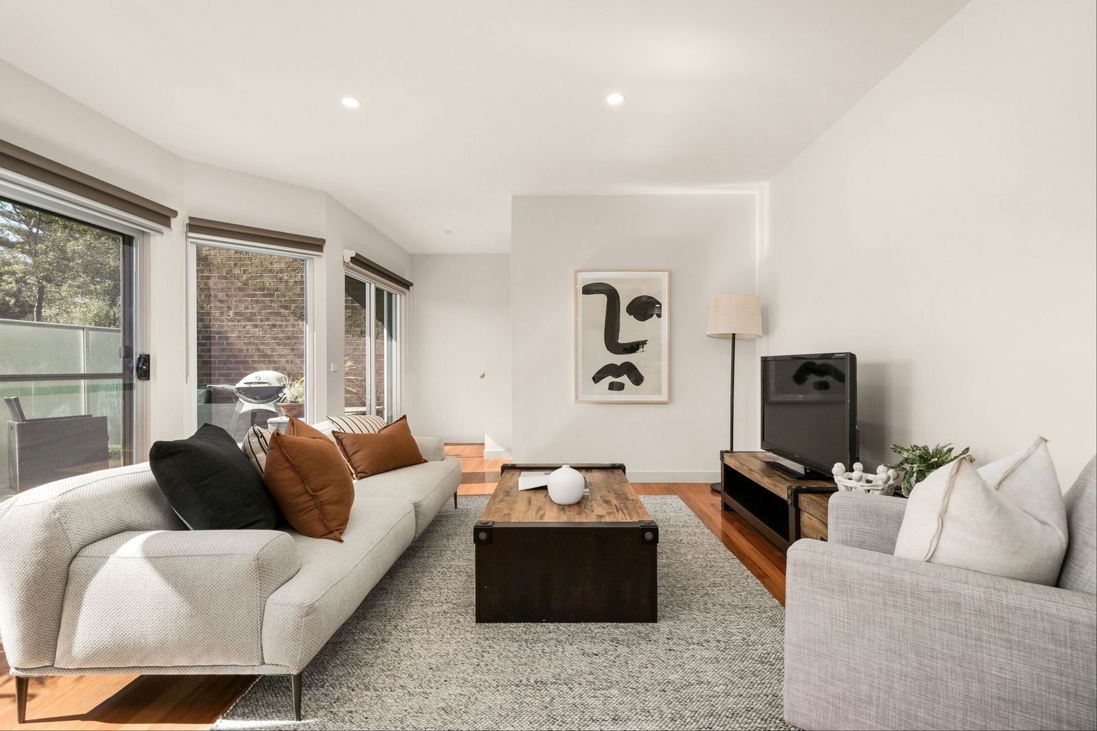 2C Valley View Court Niddrie VIC 3042 Domain