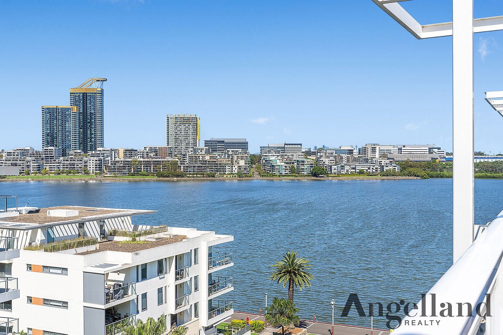 3 bedrooms Apartment / Unit / Flat in 850/2 The Crescent WENTWORTH POINT NSW, 2127