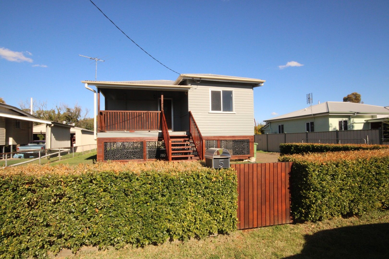 3 bedrooms House in 5 Clark St DALBY QLD, 4405