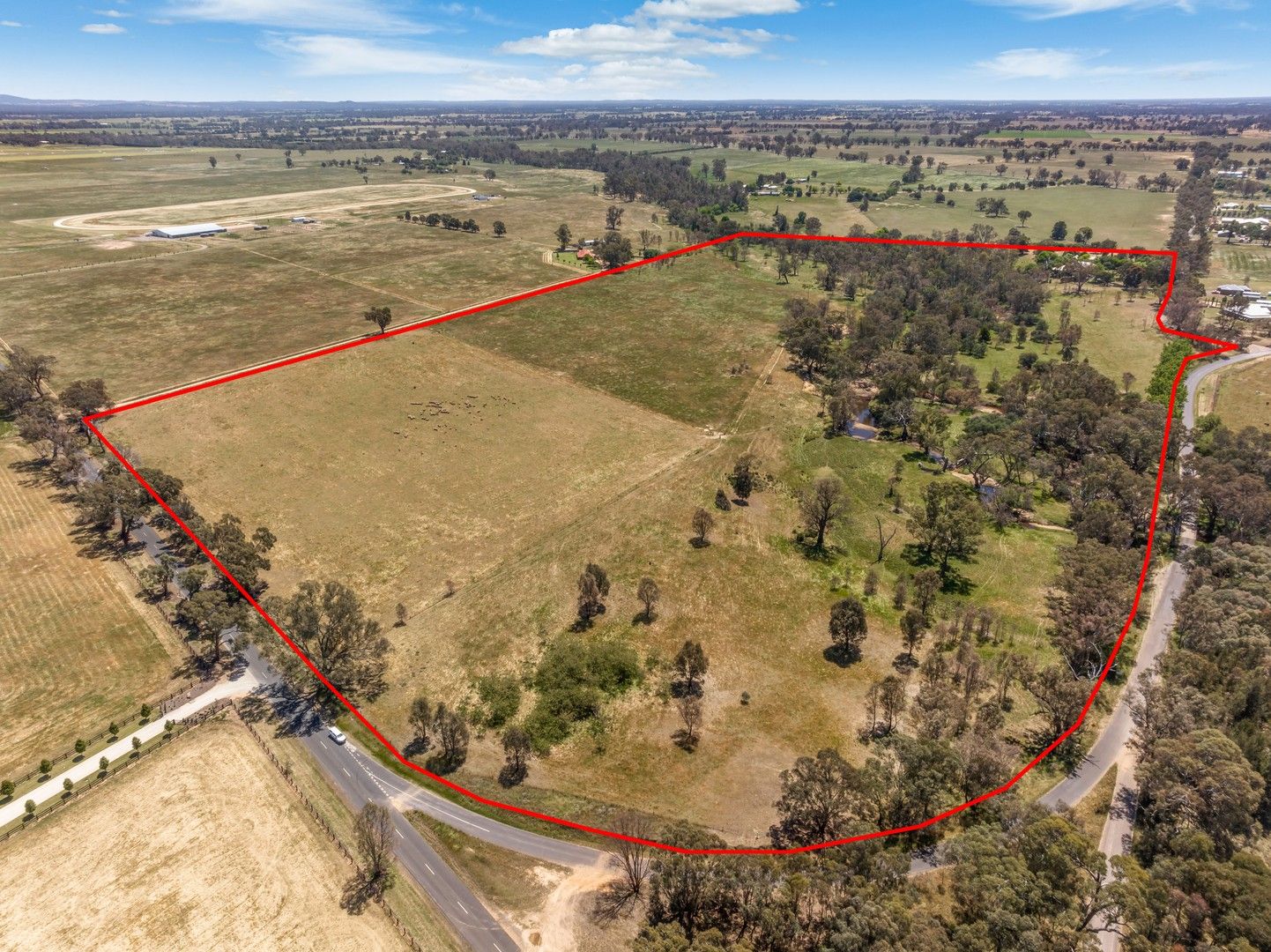 4 bedrooms Rural in 17 Vearings Road AVENEL VIC, 3664