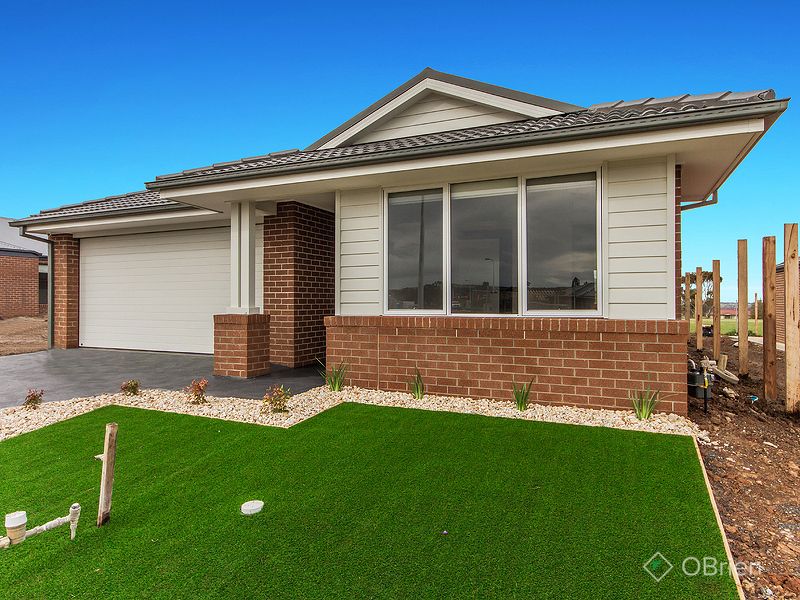 4 bedrooms House in 43 McLachlan Street BACCHUS MARSH VIC, 3340