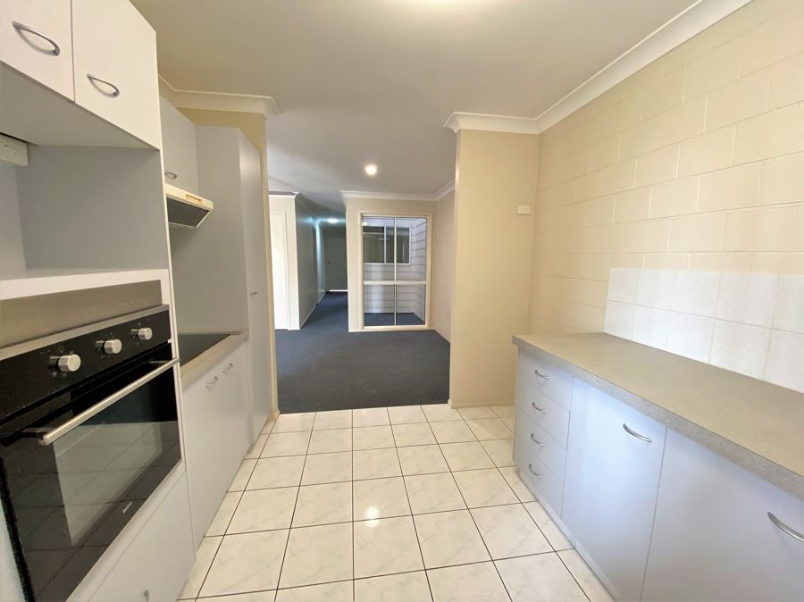 43 Howard Street, Runaway Bay QLD 4216, Image 2