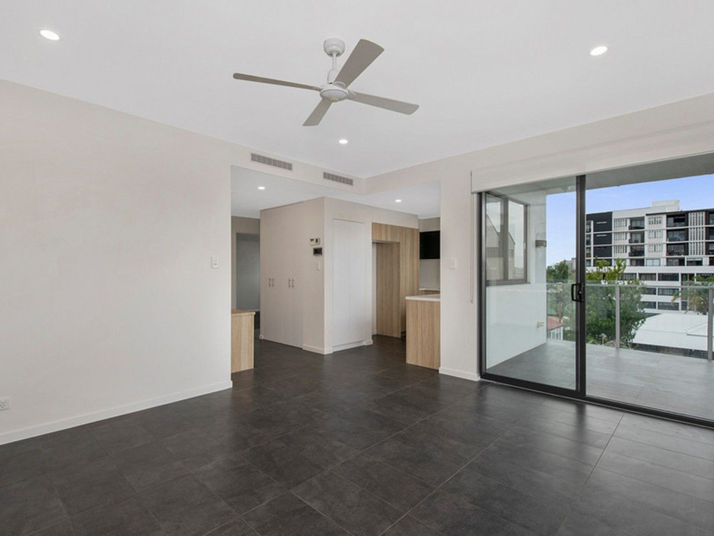 3/26 Paton Street, Kangaroo Point QLD 4169, Image 0