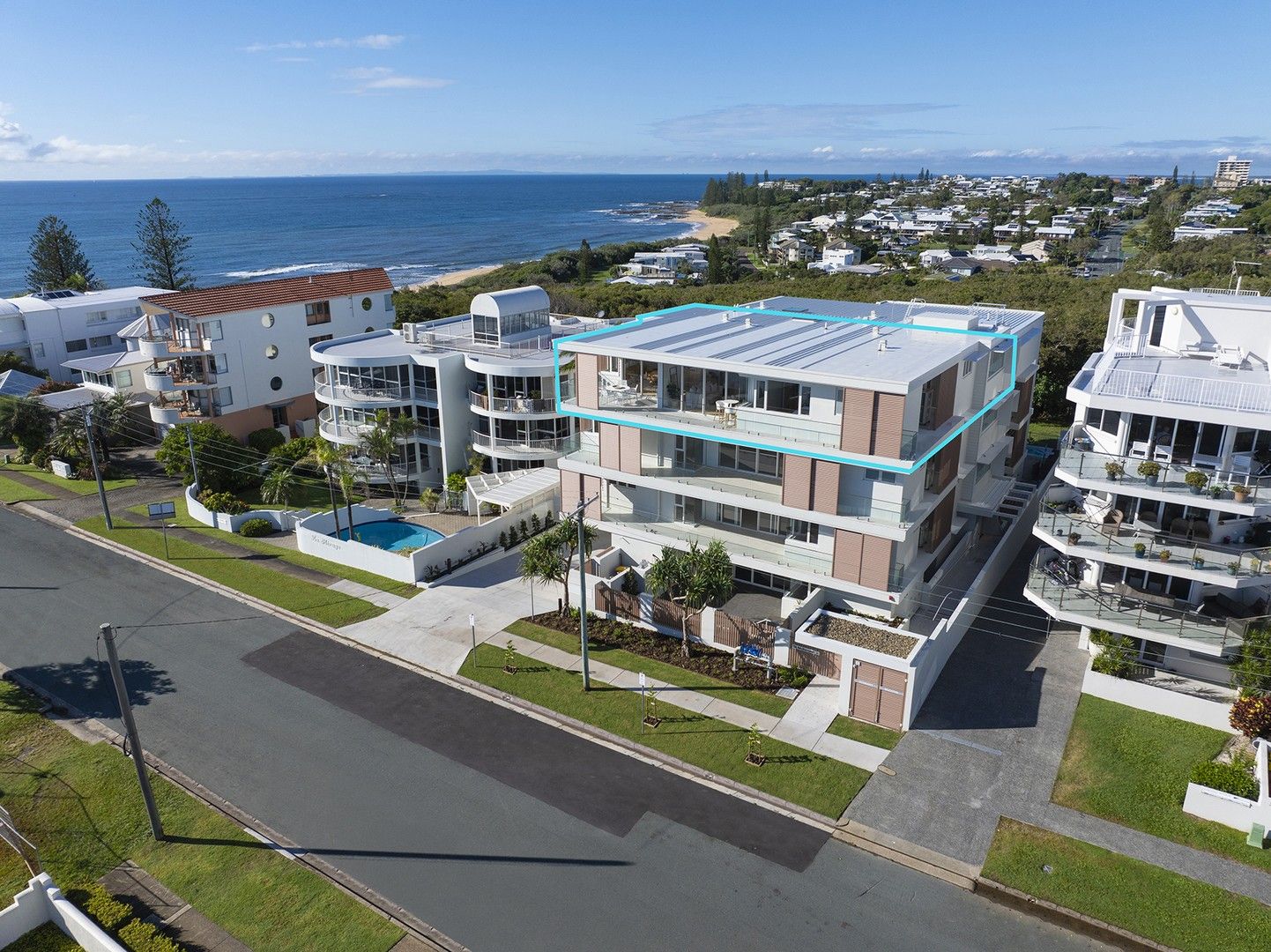 4 bedrooms Apartment / Unit / Flat in 401/26-28 McIlwraith Street MOFFAT BEACH QLD, 4551