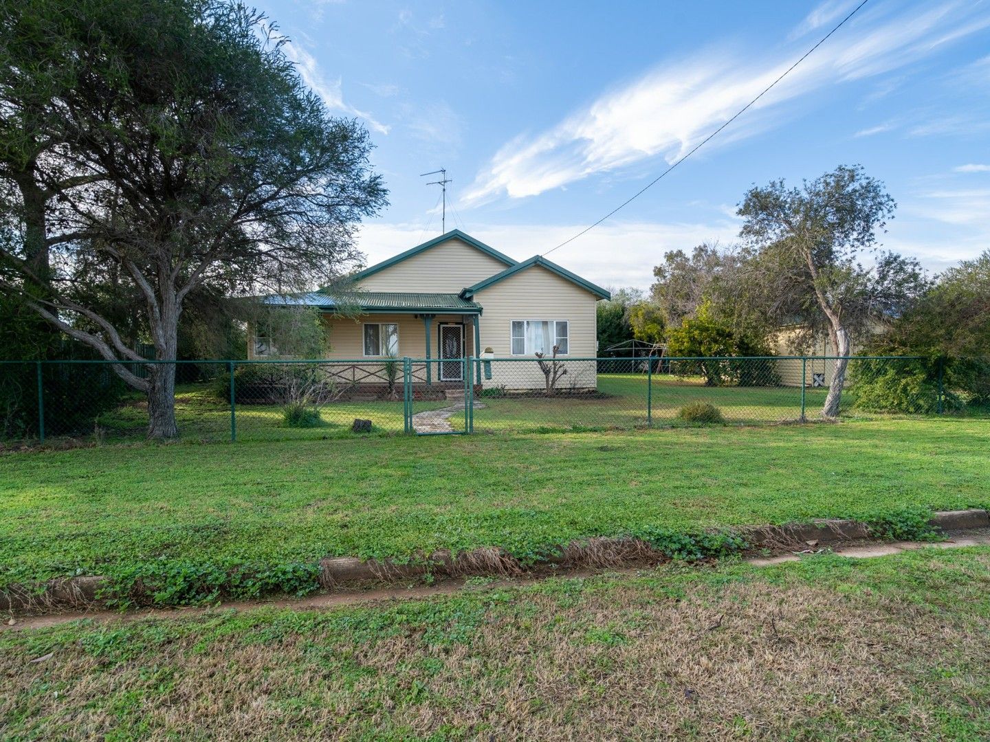 125 Fifth Avenue, Narromine NSW 2821, Image 0