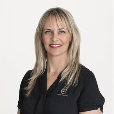 Century 21 Conolly Hay Group - Maaike Hillegers-Peters