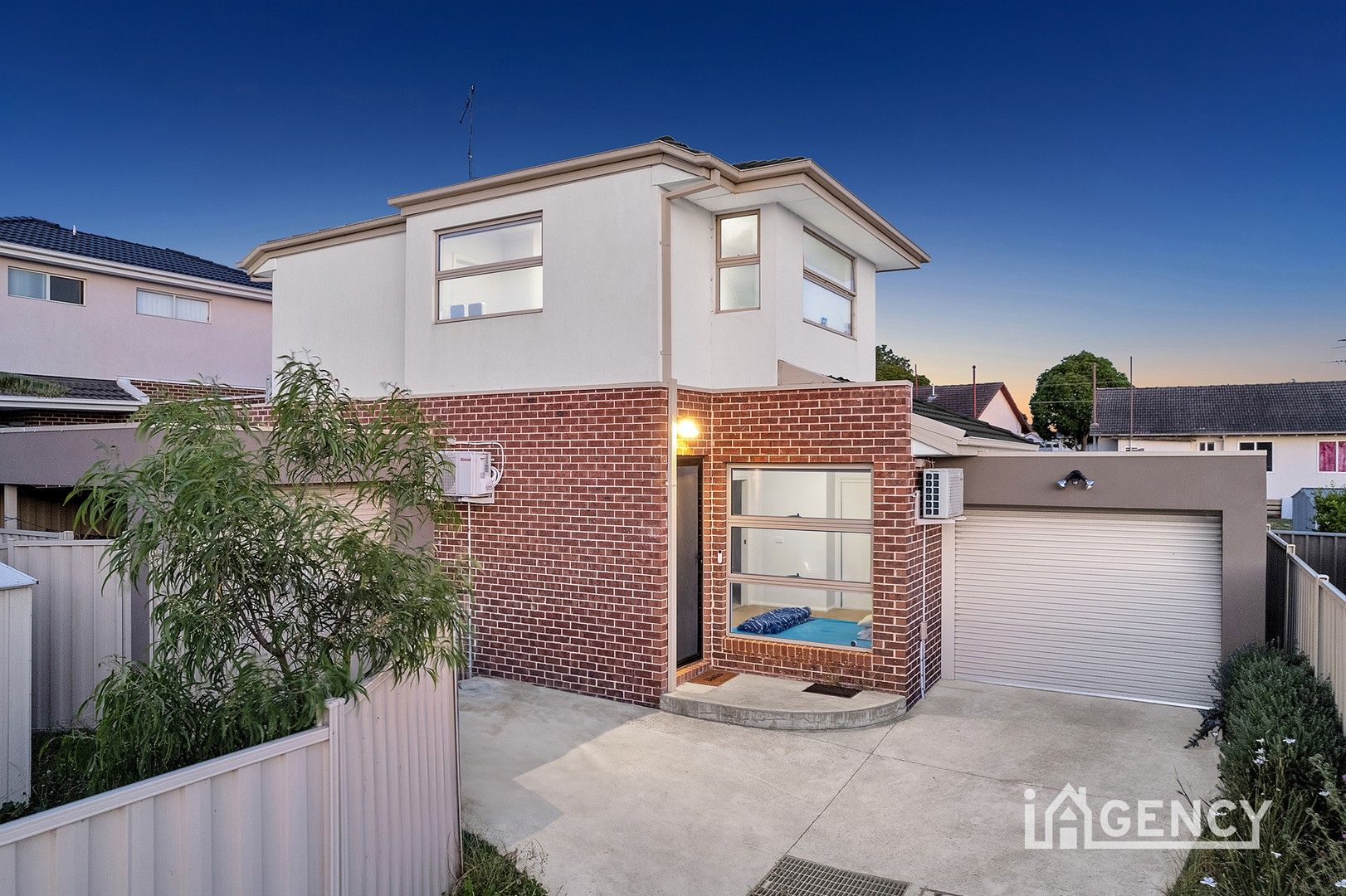2 bedrooms Townhouse in 3/30 Hawthorn Road VIC 3177 DOVETON VIC, 3177