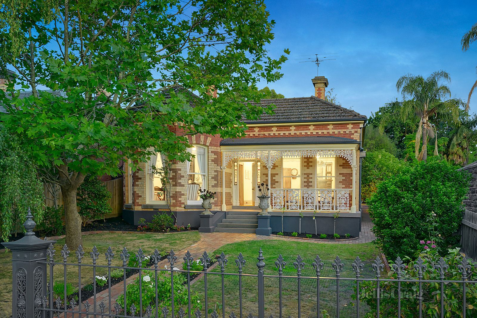 35 Russell Street, Camberwell VIC 3124, Image 0
