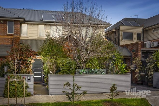 Picture of 2 Morwick Street, SPOTSWOOD VIC 3015