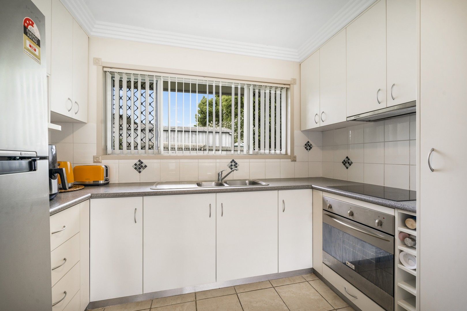 2/1 Seaton Street, South Toowoomba QLD 4350, Image 0