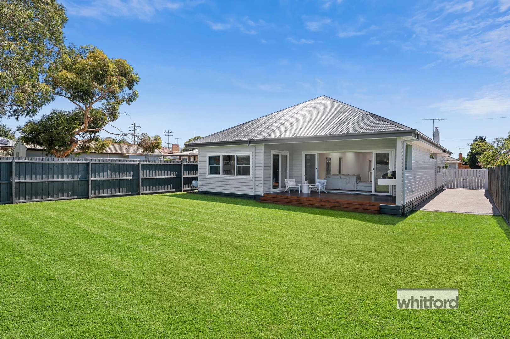 5 June Avenue, Hamlyn Heights VIC 3215