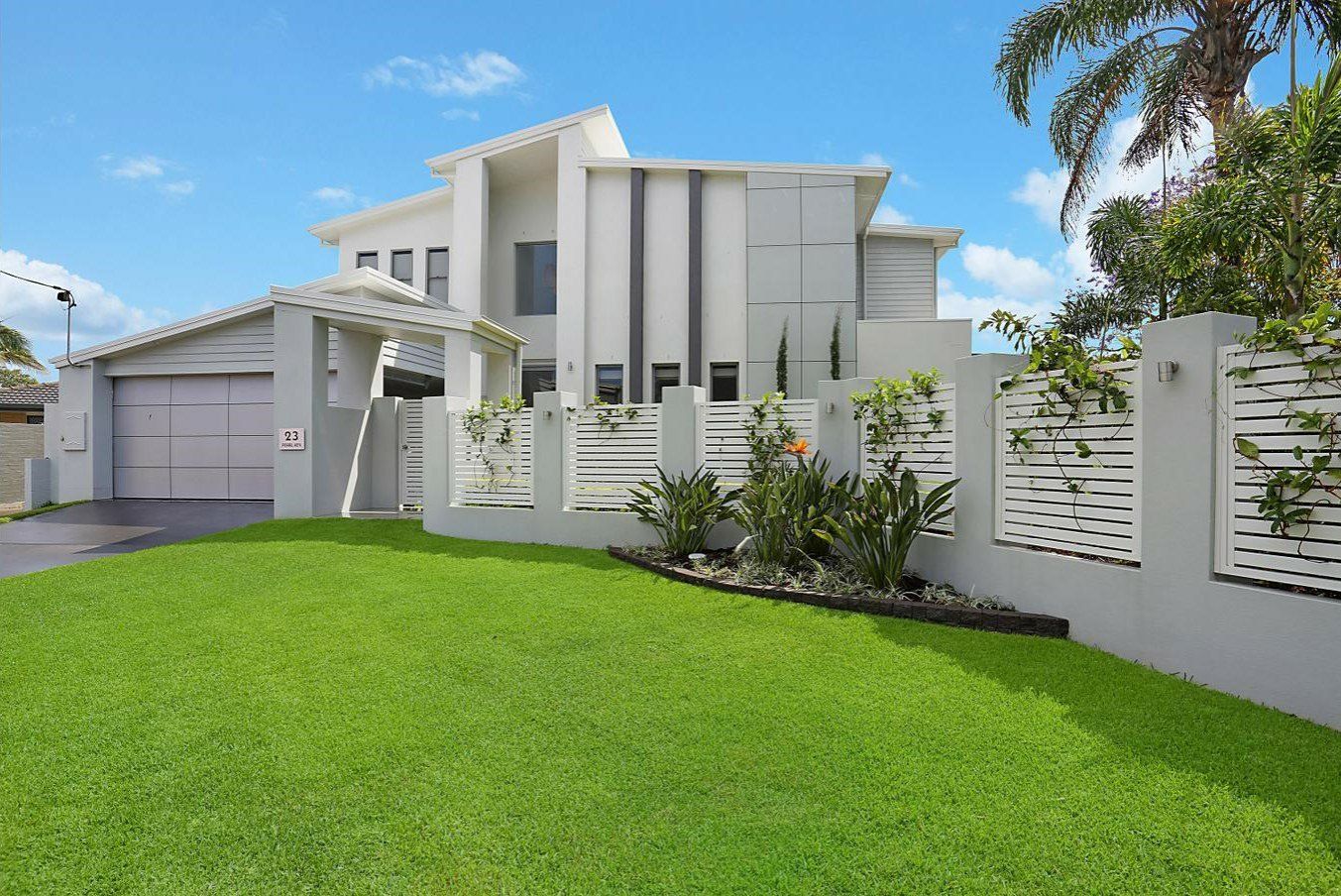 23 Pearl Key, Broadbeach Waters QLD 4218