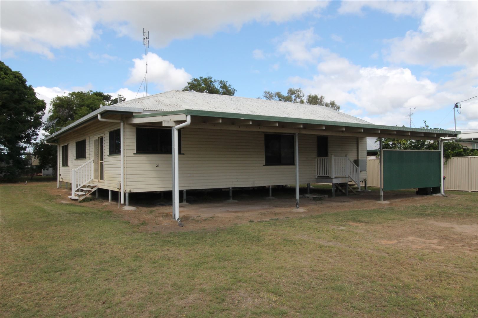 21 Nelson Street Clare Ayr Qld 4807 Domain