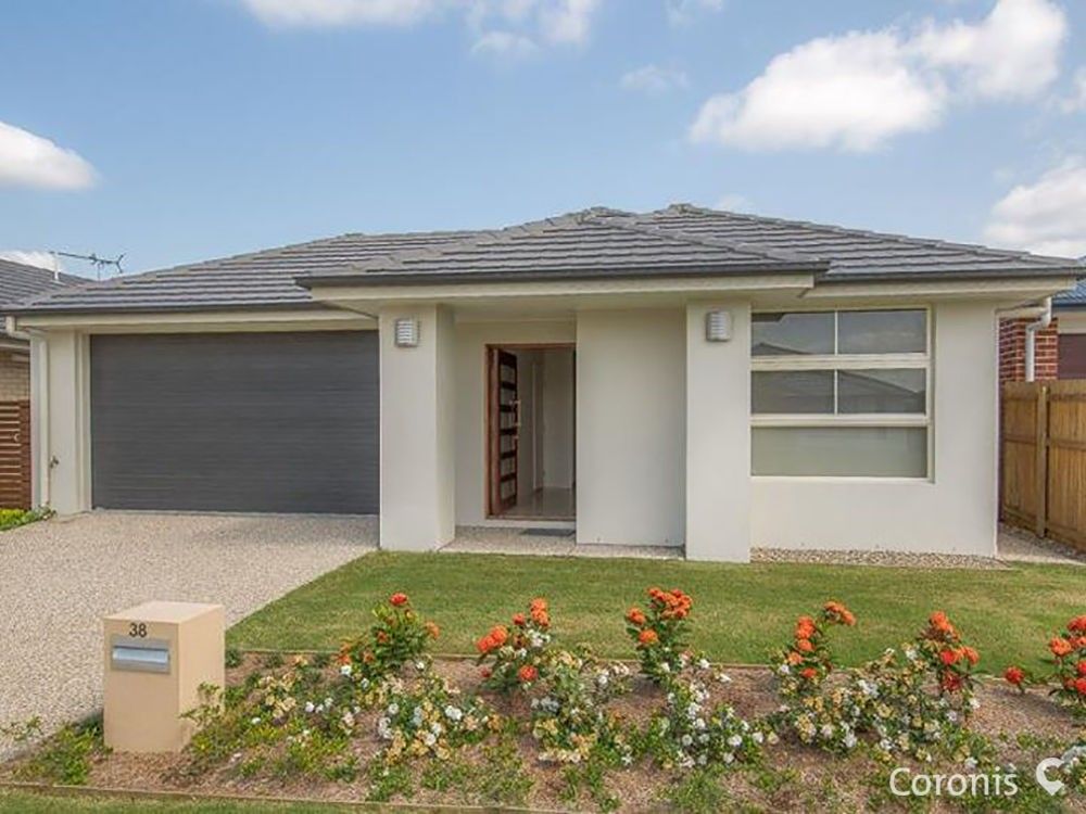 4 bedrooms House in 38 St Helen Crescent WARNER QLD, 4500