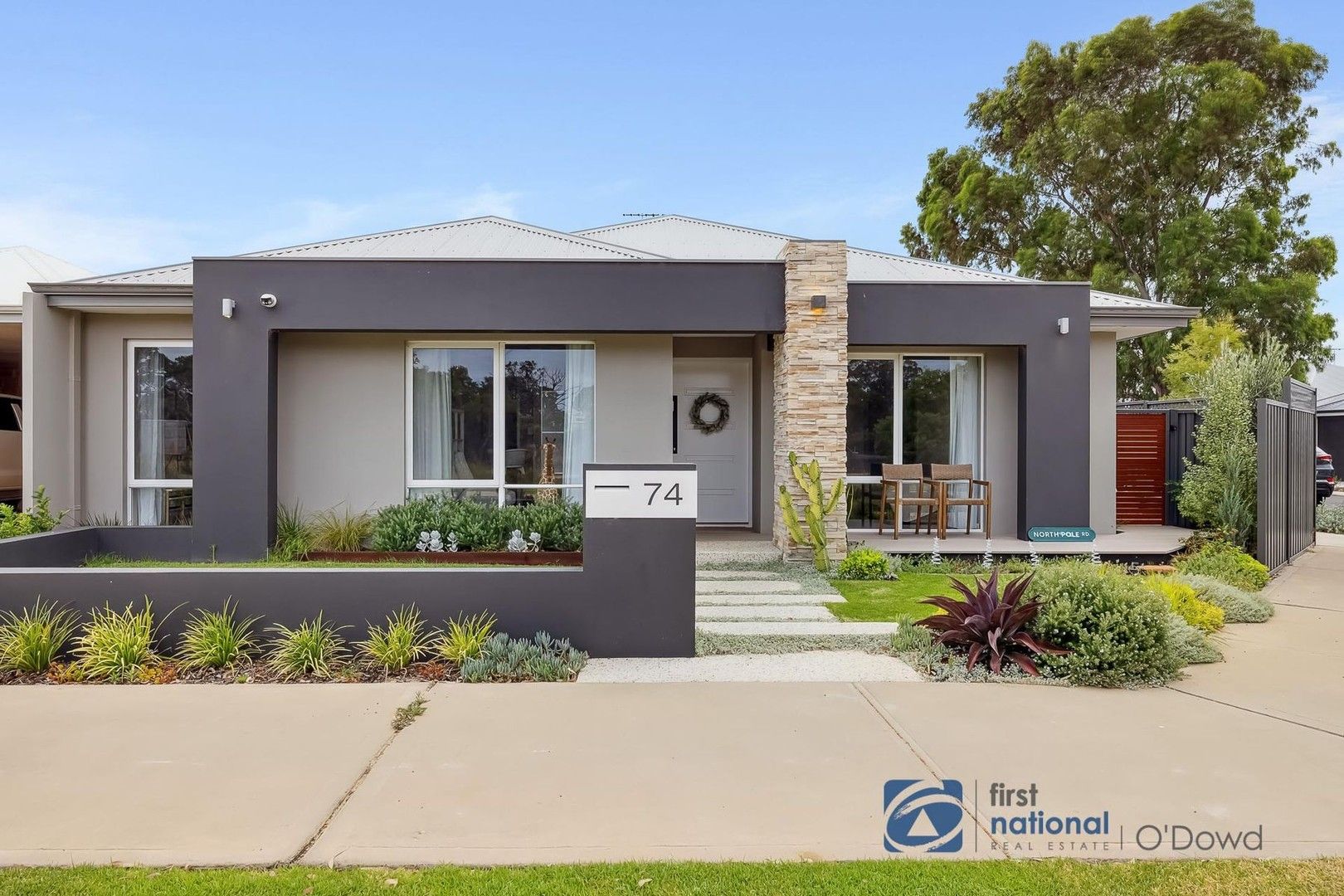 4 bedrooms House in 74 Nullagine Avenue SOUTH GUILDFORD WA, 6055