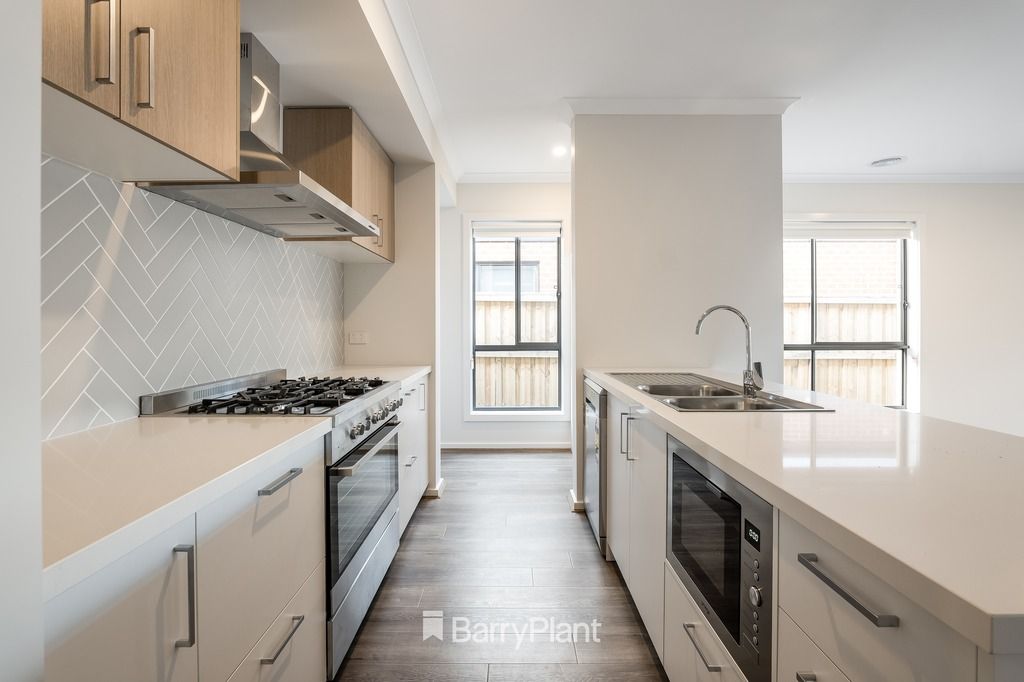 55 Fleurieu Circuit, Armstrong Creek VIC 3217 House For Rent Domain