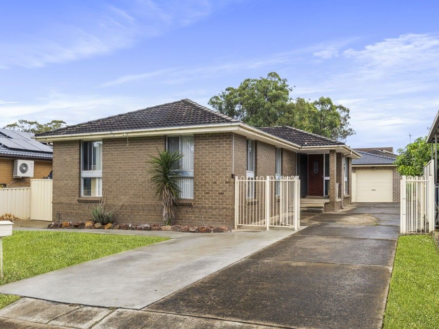 19 Morna Street, Greenfield Park NSW 2176, Image 0