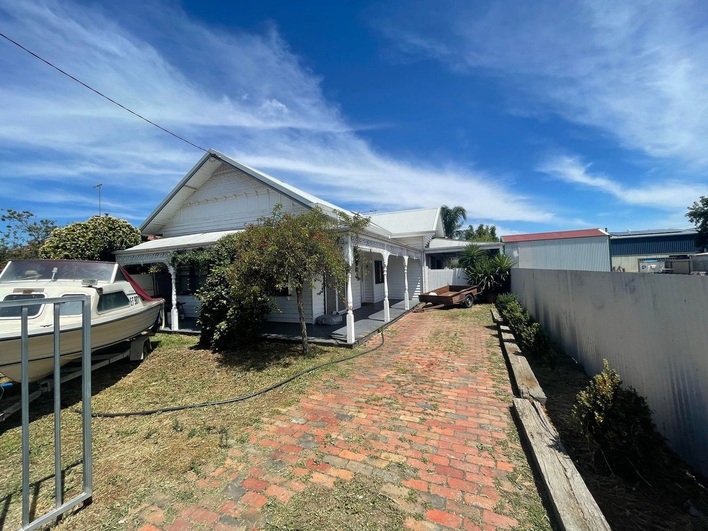 3 bedrooms House in 20 Old Dookie Road SHEPPARTON VIC, 3630