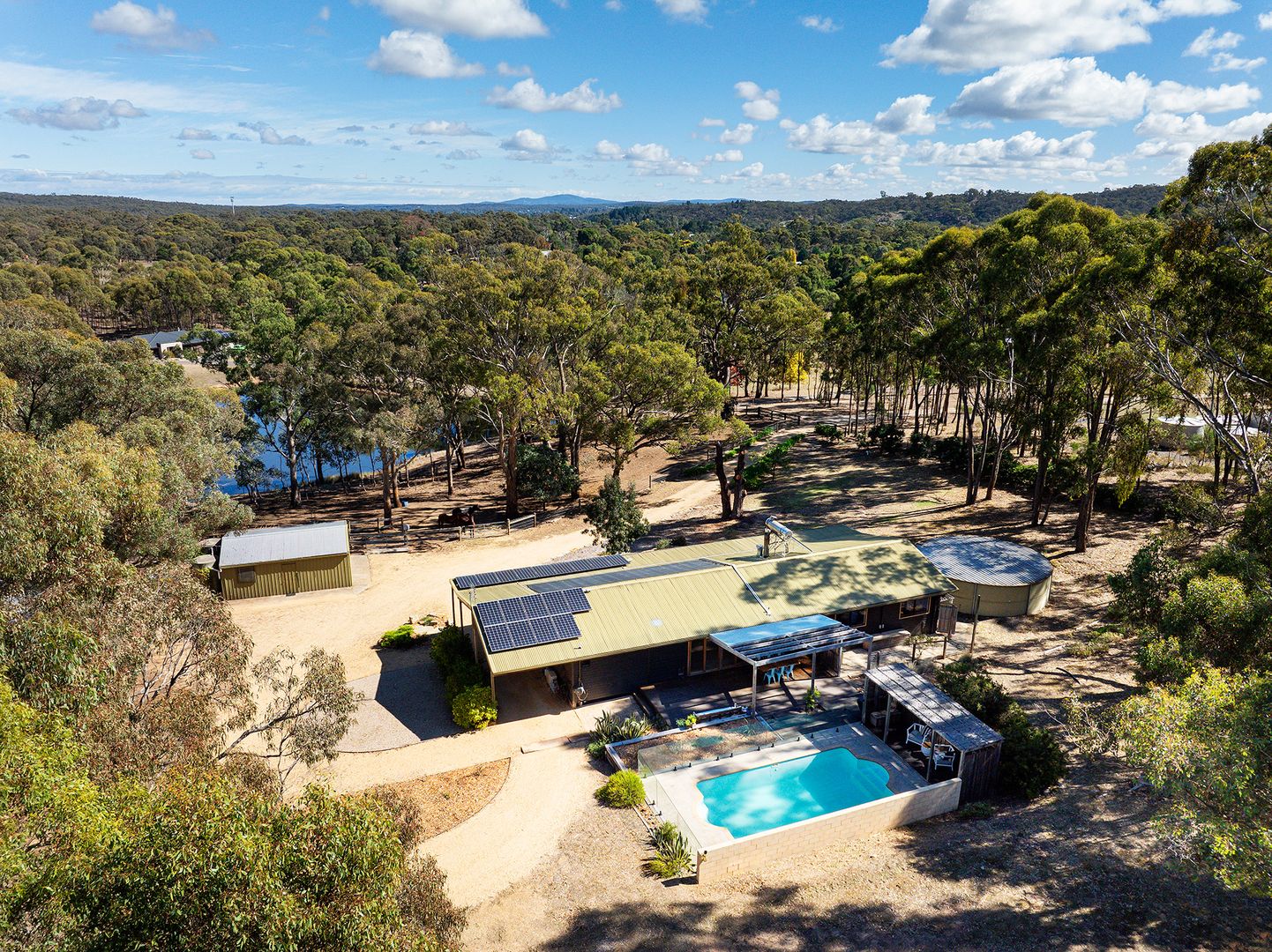 701 Pyrenees Highway, Chewton VIC 3451, Image 2