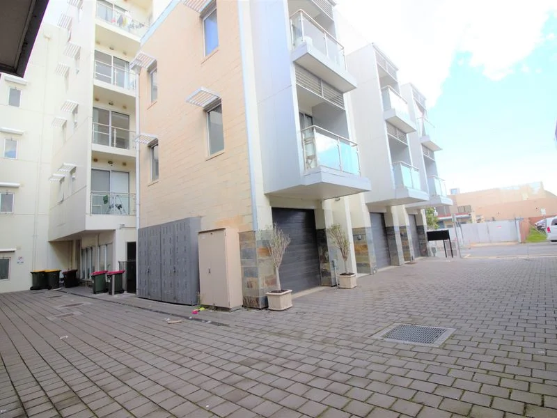 Additional image 19 of 8/152 Gray Street, Adelaide SA 5000