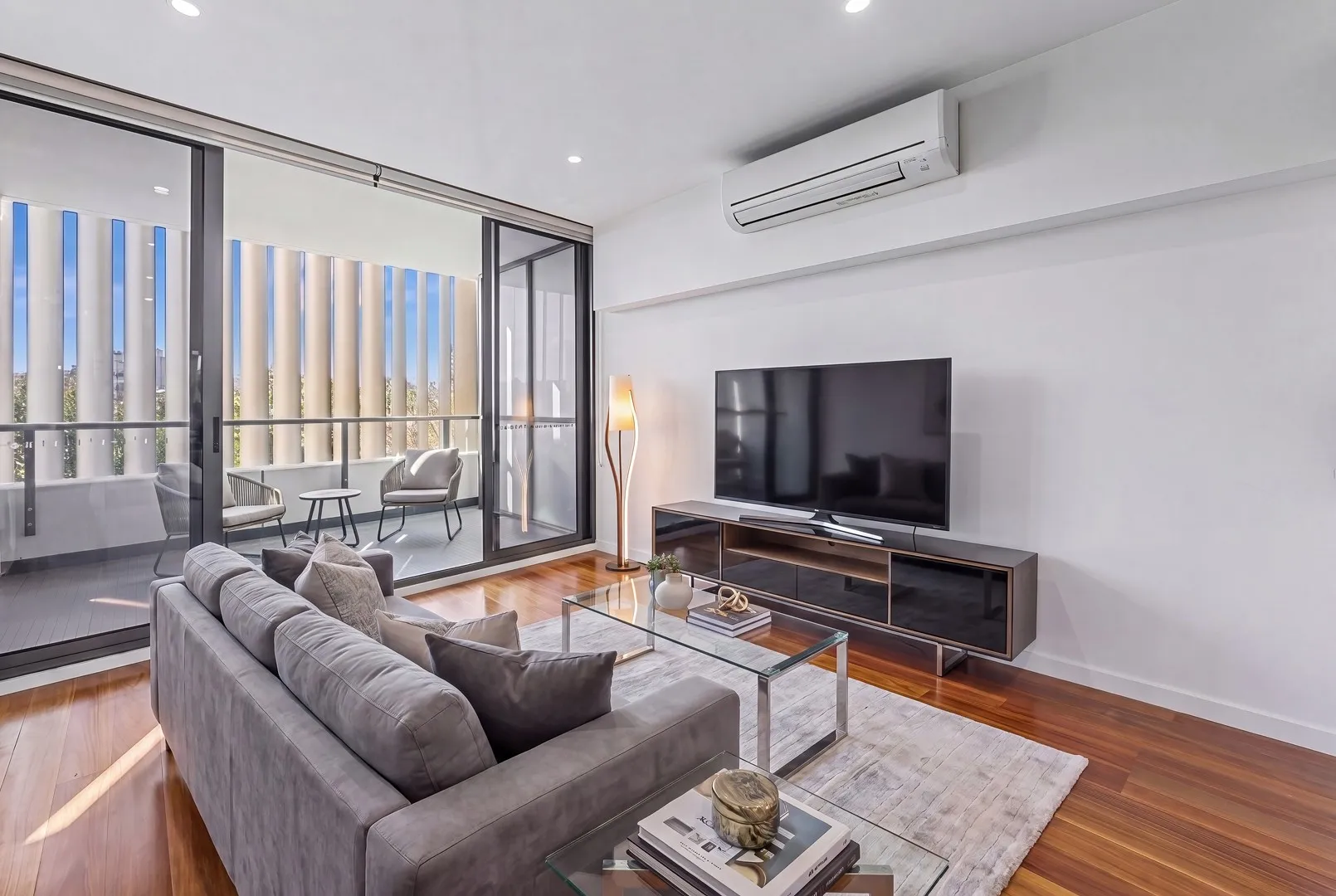 SUNDRENCHED ONE-BEDROOM APARTMENT IN PRIZED 'DIVERCITY' DEVELOPMENT, Waterloo