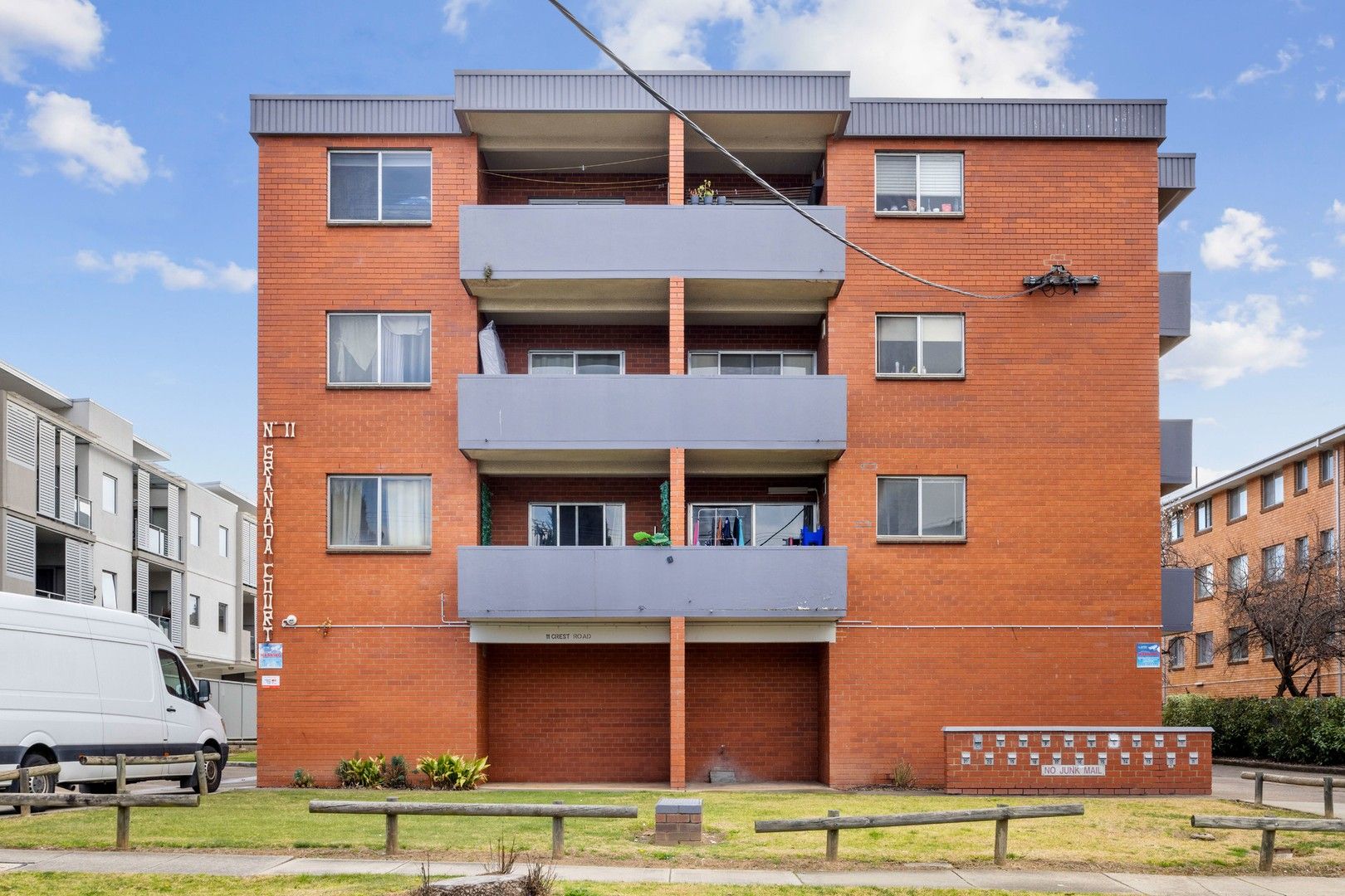 2 bedrooms Apartment / Unit / Flat in 19/11 Crest Road QUEANBEYAN NSW, 2620