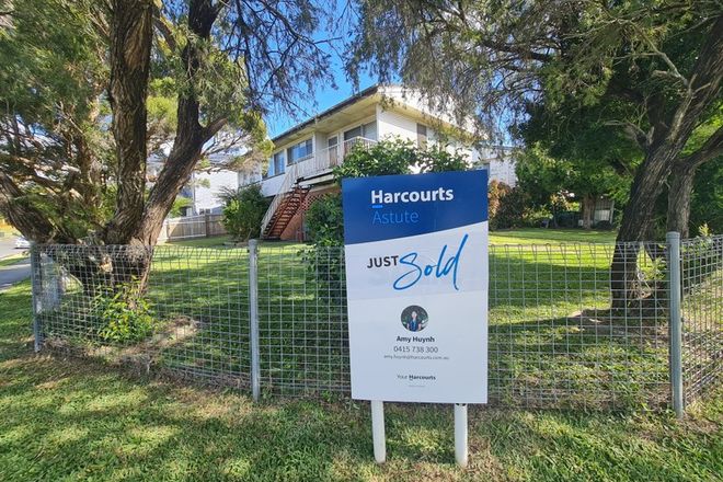 Picture of 22 Pickwick Street Street, CANNON HILL QLD 4170
