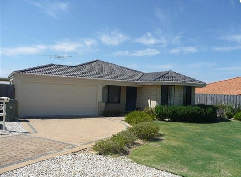 4 bedrooms House in 12 Tomas View CLARKSON WA, 6030