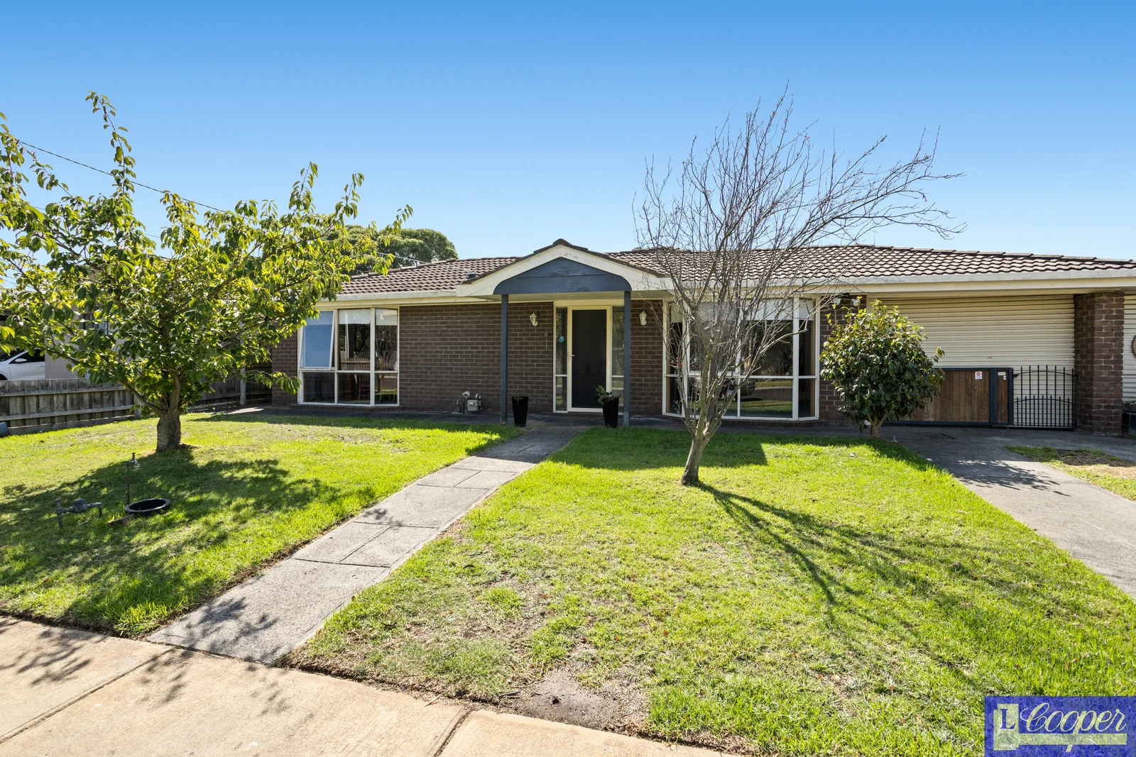 10 Sinclair Street, Somerville VIC 3912