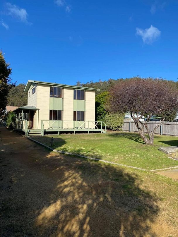 3 bedrooms House in 11 Banksia Street BICHENO TAS, 7215