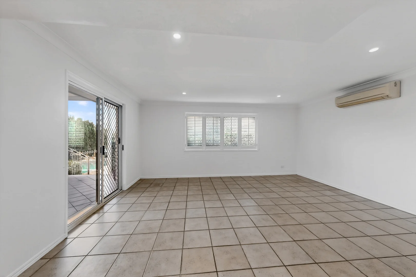 Additional image 18 of 6 Hopetoun Close, Carindale QLD 4152