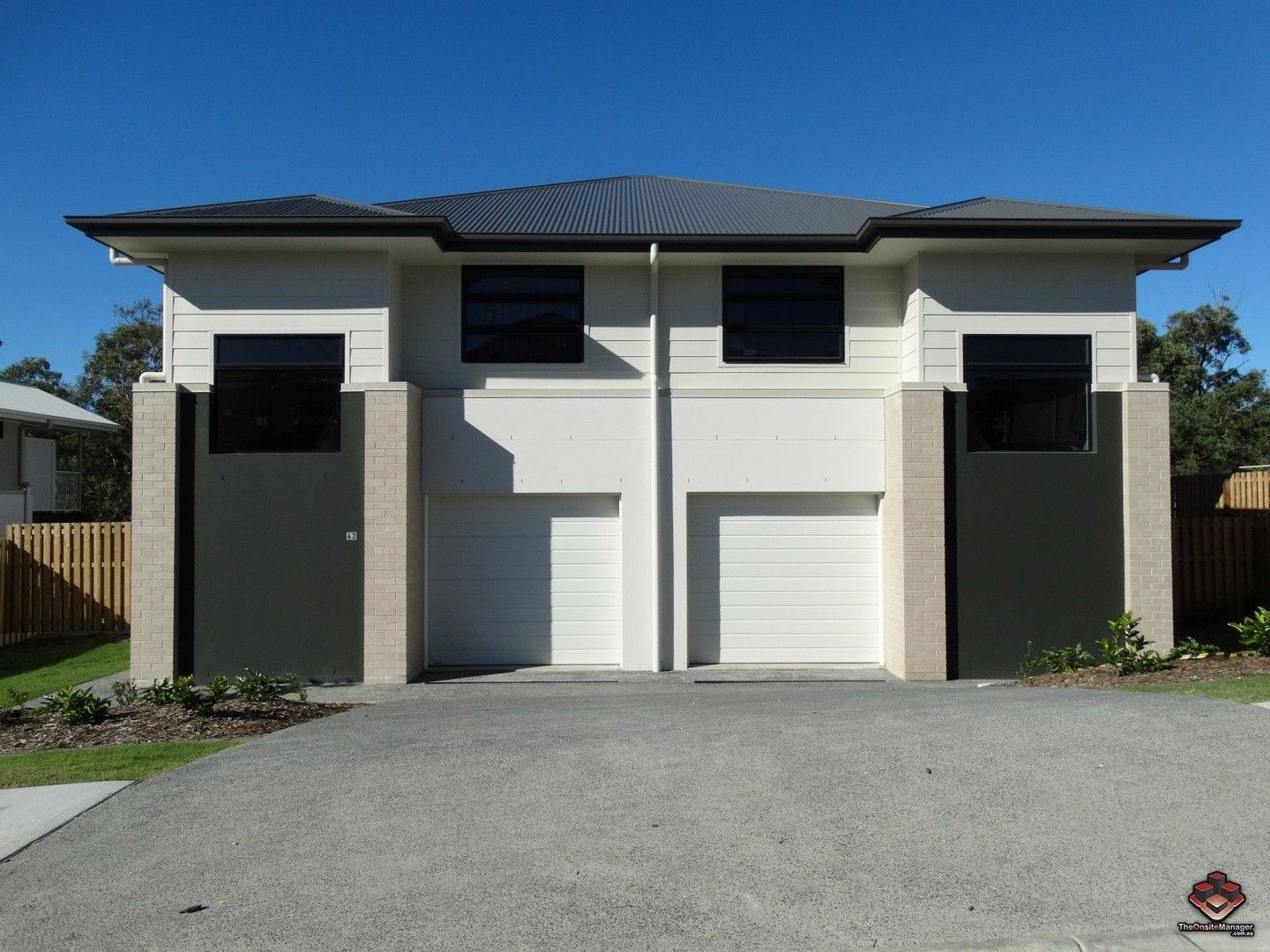 3 bedrooms Townhouse in  SPRINGFIELD LAKES QLD, 4300