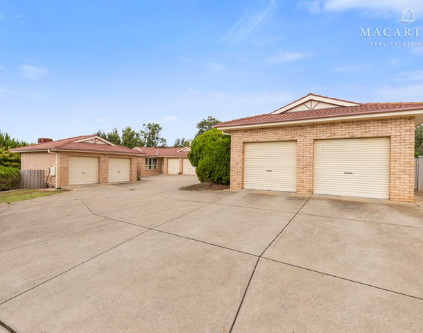 1/23 Kirrang Avenue, Glenfield Park NSW 2650