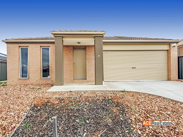 37 Hermitage Parade, Derrimut VIC 3026