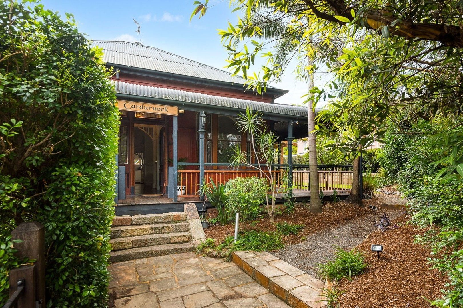 4 bedrooms House in 27 Jubilee Terrace ASHGROVE QLD, 4060