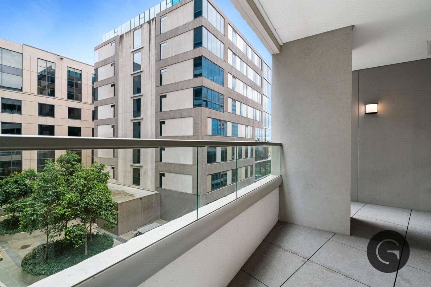 1 bedrooms Apartment / Unit / Flat in 303/499 St Kilda Road MELBOURNE VIC, 3004