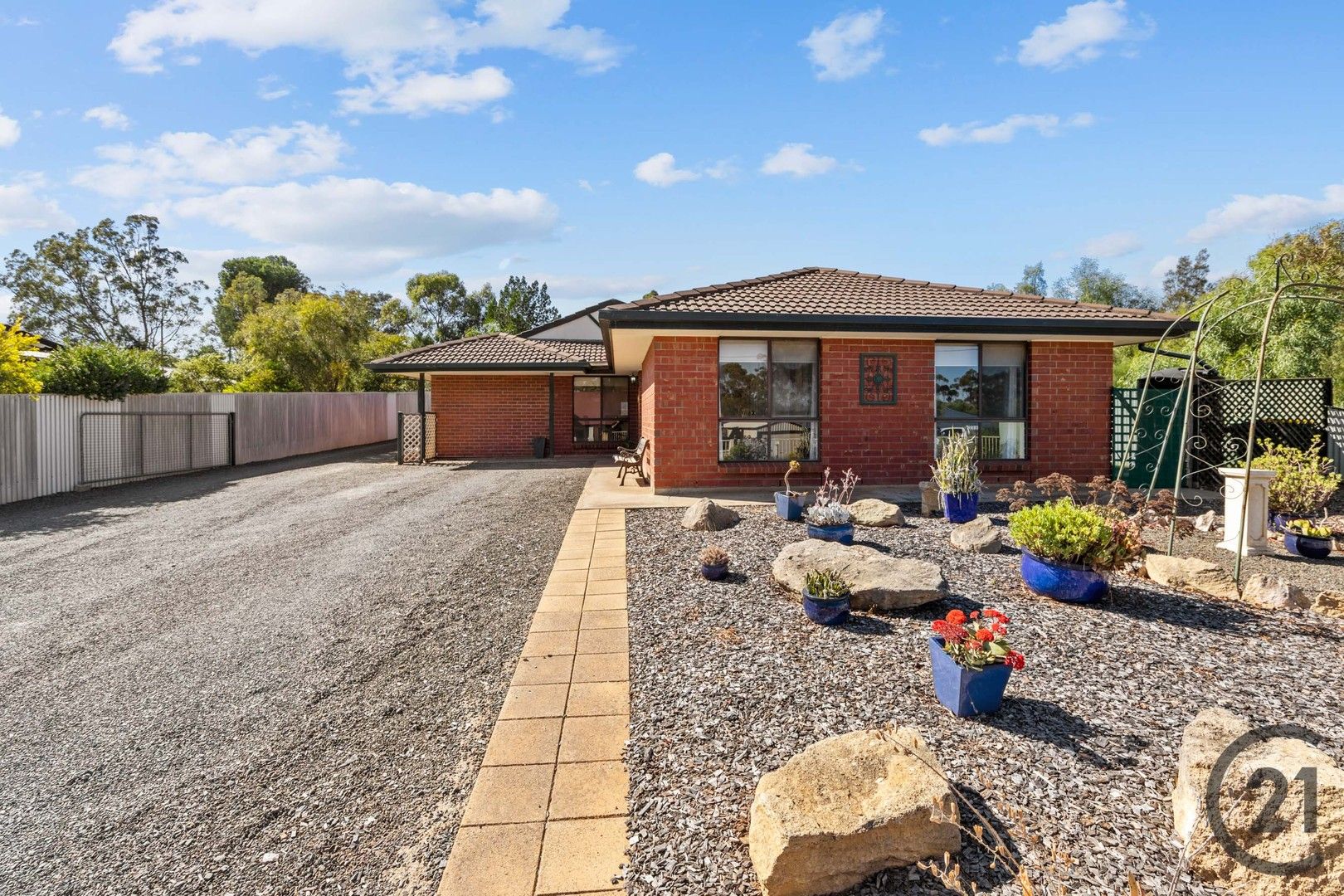 4 bedrooms House in 64 Old Adelaide Road KAPUNDA SA, 5373