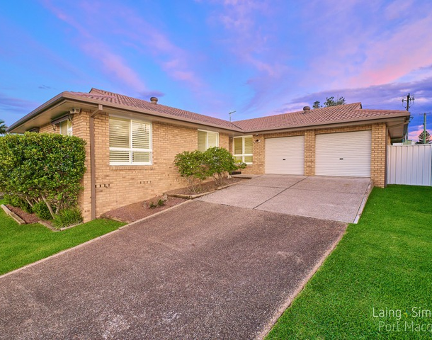 26 Fiona Crescent, Lake Cathie NSW 2445