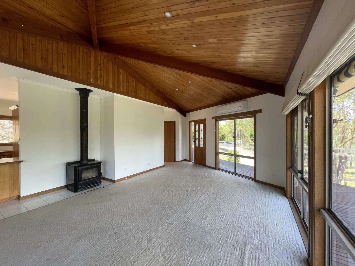 Additional image 6 of 6833 Great Alpine Road, Porepunkah VIC 3740