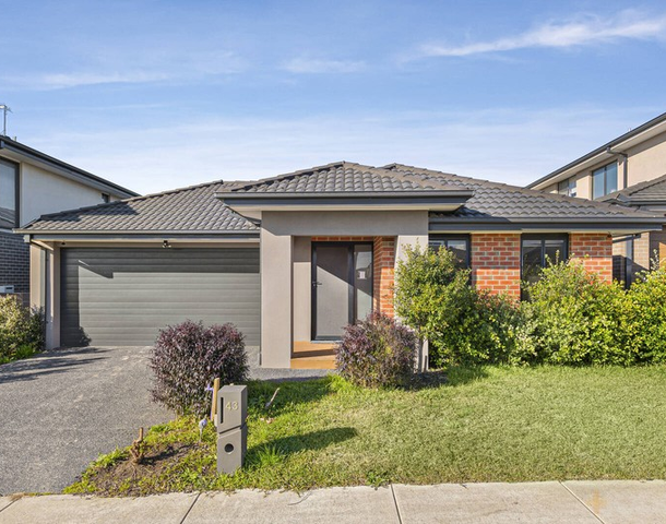 43 Wynnstay Street, Clyde VIC 3978