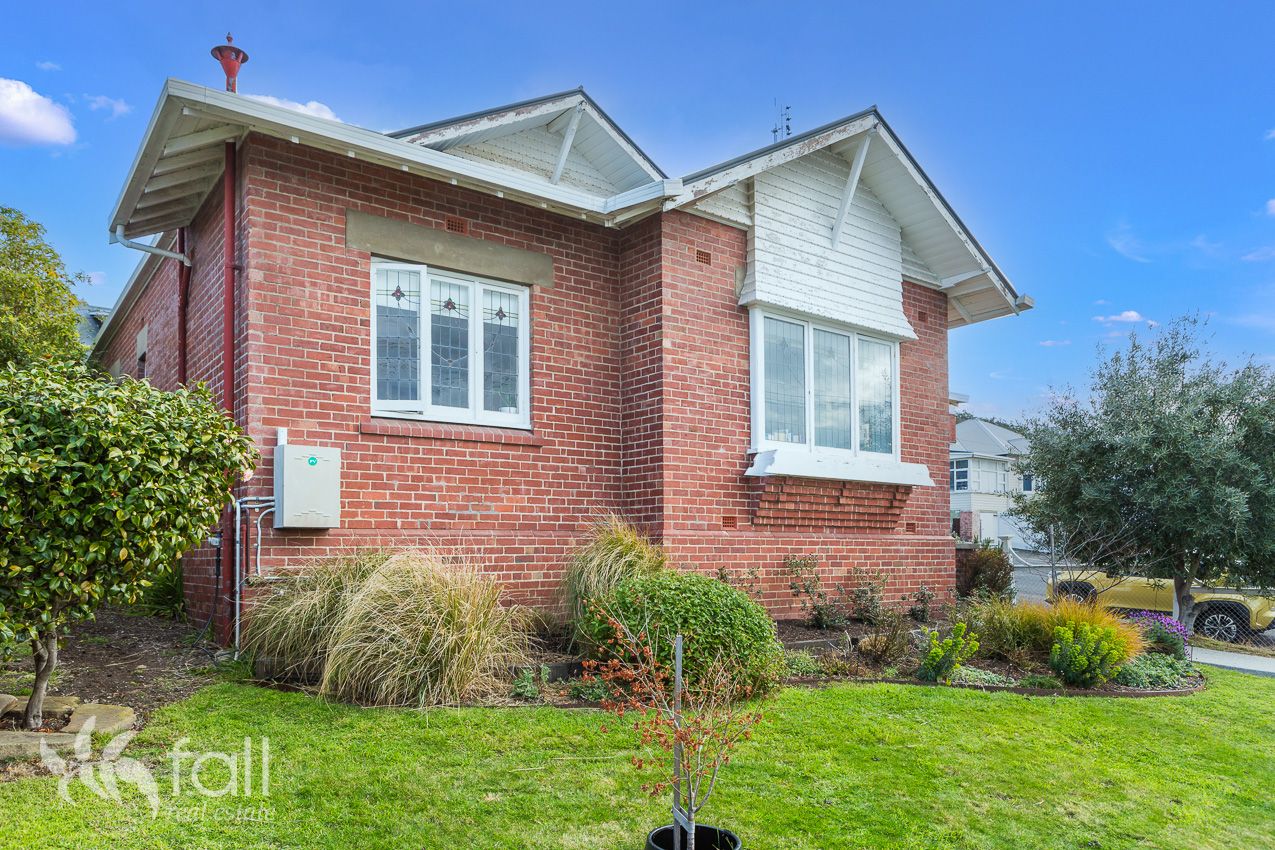 82 Arthur Street, West Hobart TAS 7000, Image 1